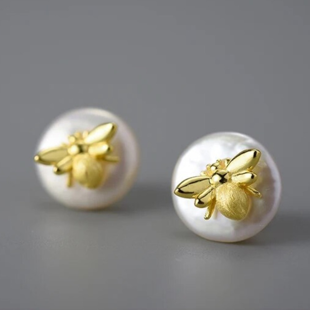 Artisan Handmade Dainty 925 Silver Natural Pearl Bee The Zechari Earrings - Picture 3 of 5